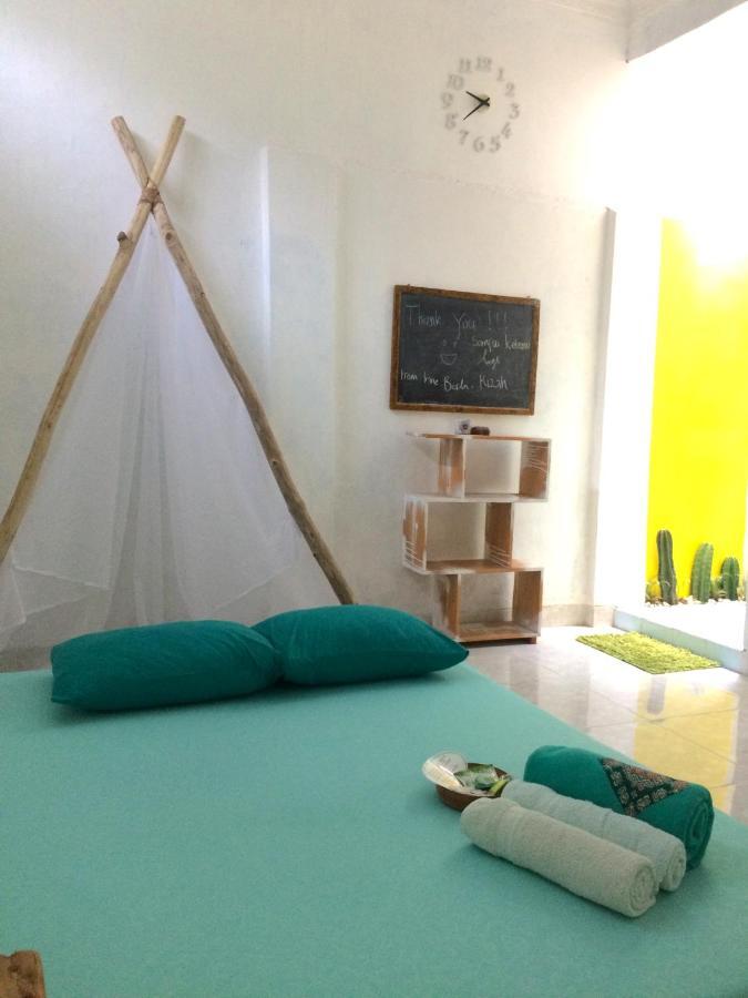 "Nomore" Gallery And Guesthouse Yogyakarta Exterior photo
